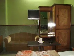 Durga Deluxe Hotel